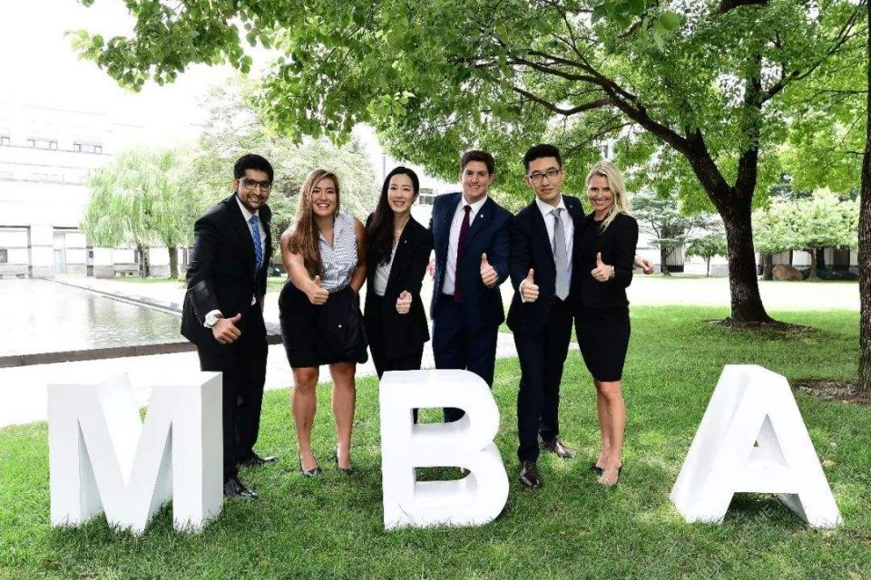 想申请美国MBA的你们来看看最新的2019年申请规划