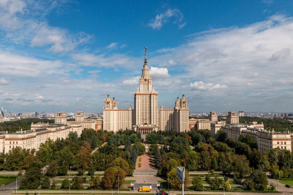 门槛低，收费低，还有其他优势？名校莫斯科国立大学专业也很齐全。